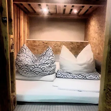 Hotel Fox Box I Capsule Drážďany