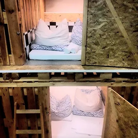 Hotel Fox Box I Capsule 3*
