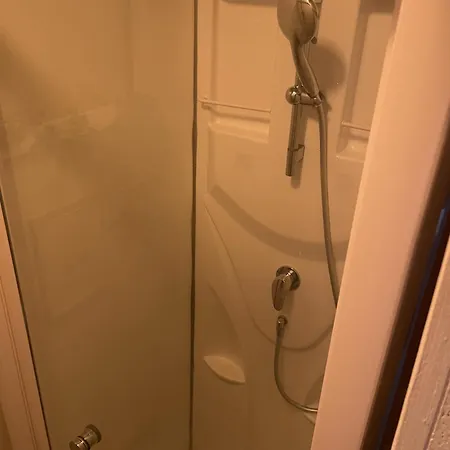 Urban Capsule Hotel 3*