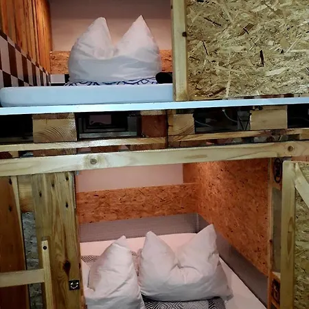 Hotel Fox Box I Capsule 3*
